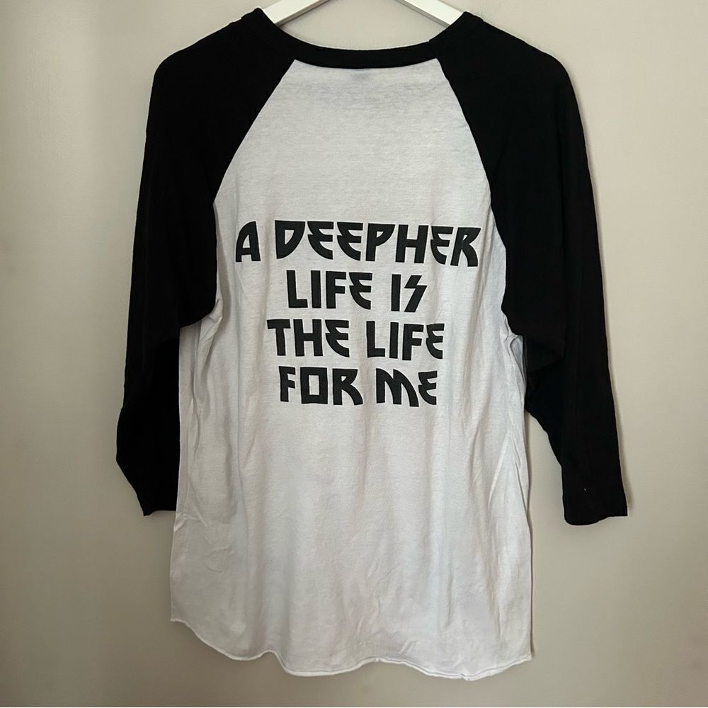 Delta Phi Epsilon Baseball Tee 3/4 Sleeve Pirate Skull Graphic DPhiE Casual - Picture 5 of 12